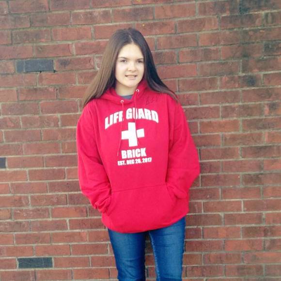 Meet your Posher, Erin - Picture 1 of 1